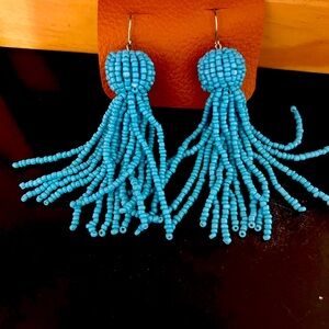 Turquoise (color not the stone) beaded earrings new